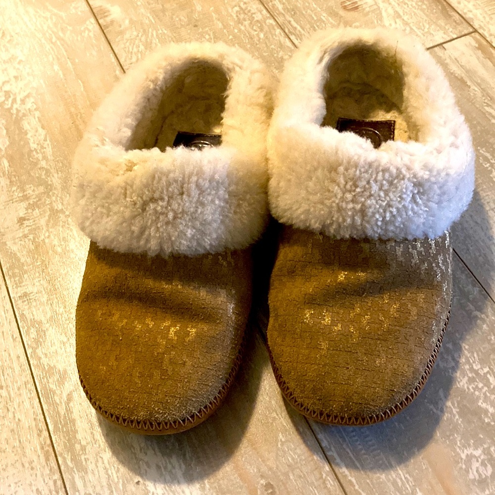 Tory Burch  slippers  size 8